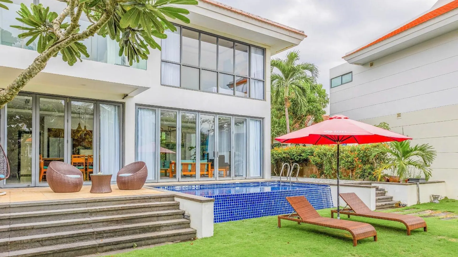 Villa And Apartment In Ocean Resort Da Nang By Jt Group
