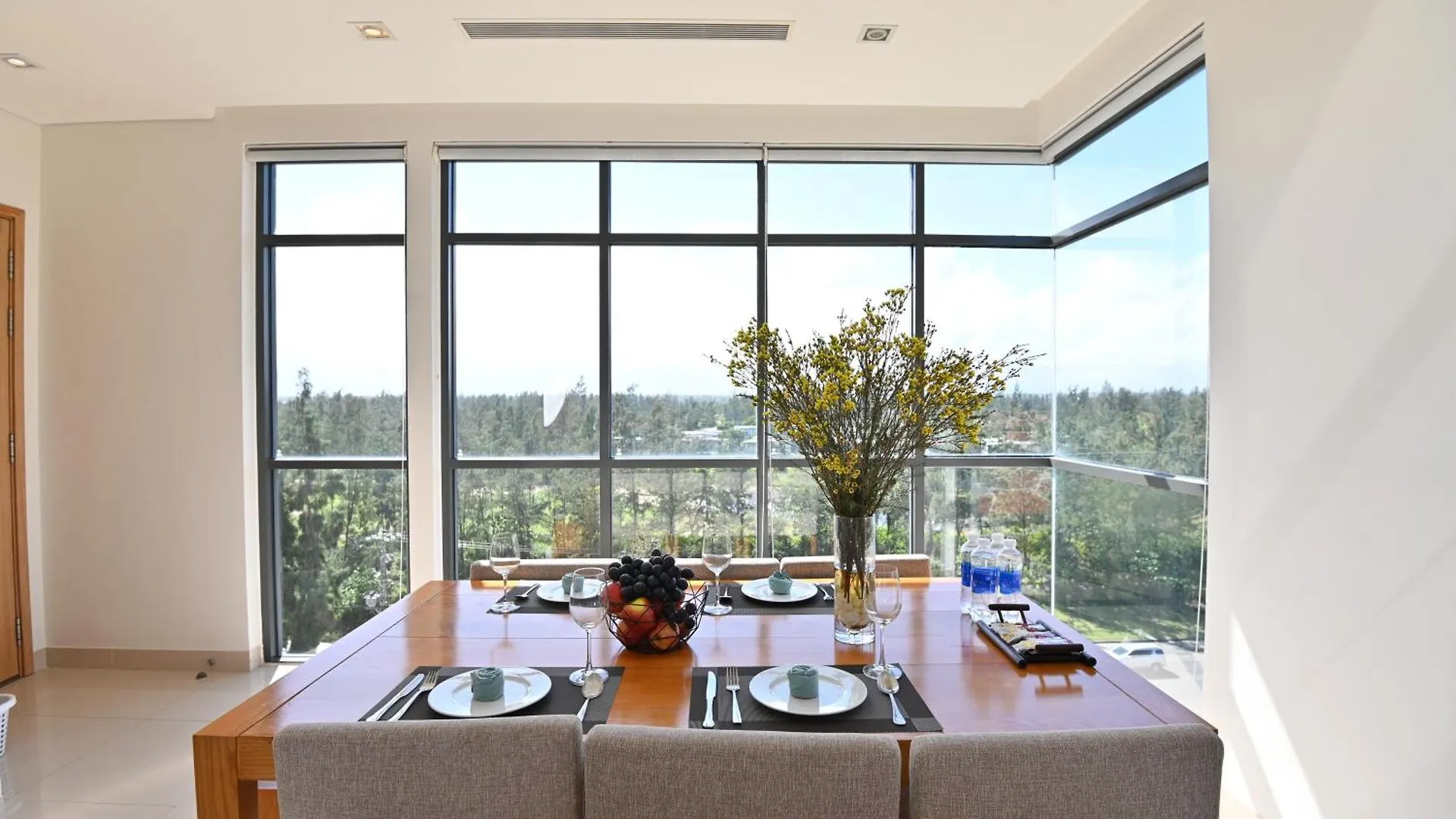 Villa And Apartment In Ocean Resort Da Nang By Jt Group