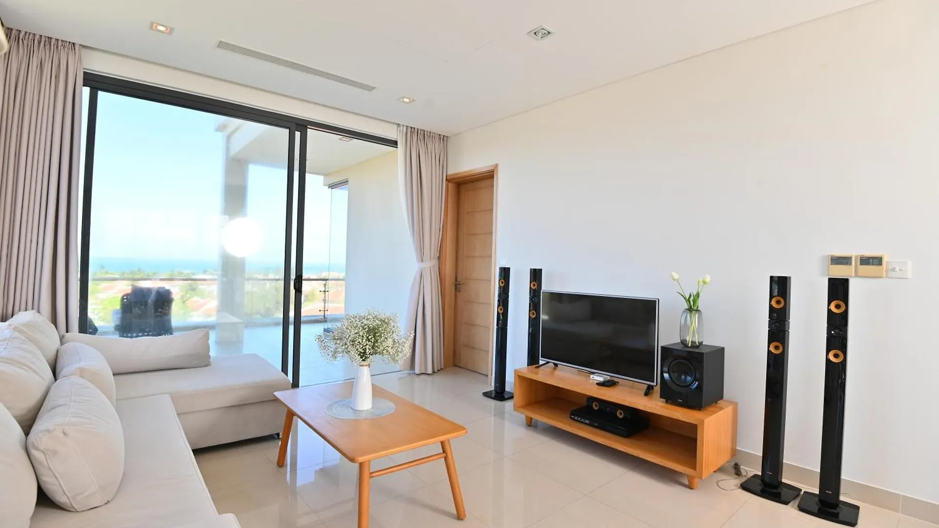 Villa And Apartment In Ocean Resort Da Nang By Jt Group