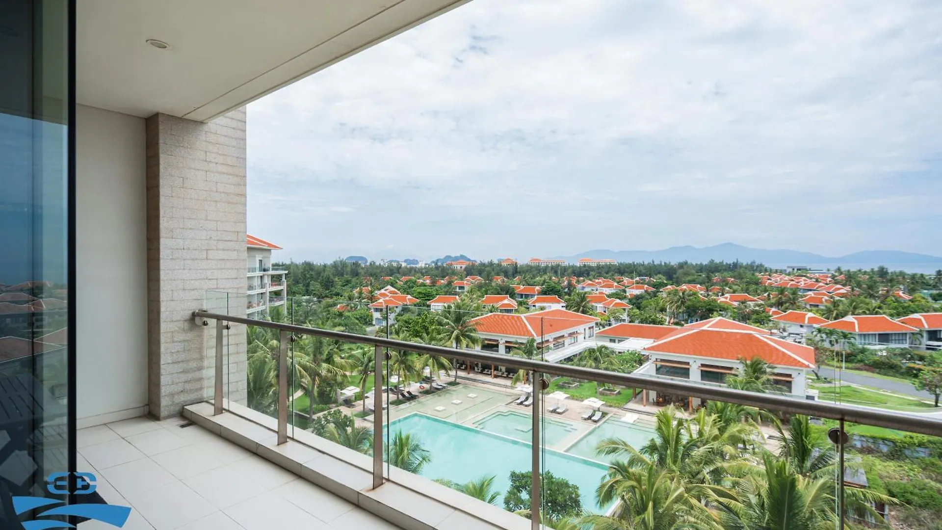 Villa And Apartment In Ocean Resort Da Nang By Jt Group